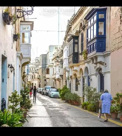 Rum i privatbostad quiet central village Naxxar